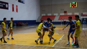 Kulüplü Küçük Erkekler Hentbol Birinciliği Başladı