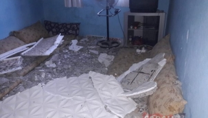 Bir Yıl önce taşındıkları evin tavanı başlarına çöktü!