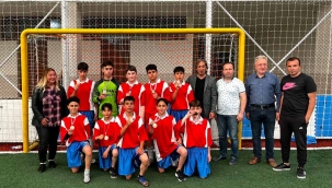 GÖLKÖY, HÜRRİYET ORTAOKULU FUTBOL TURNUVASI SONA ERDİ