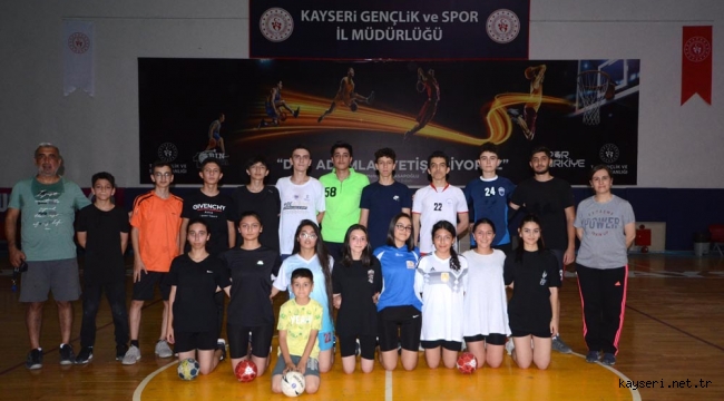 Kayseri Gençlik Spor, Hentbol Yaz Kursları Devam Ediyor