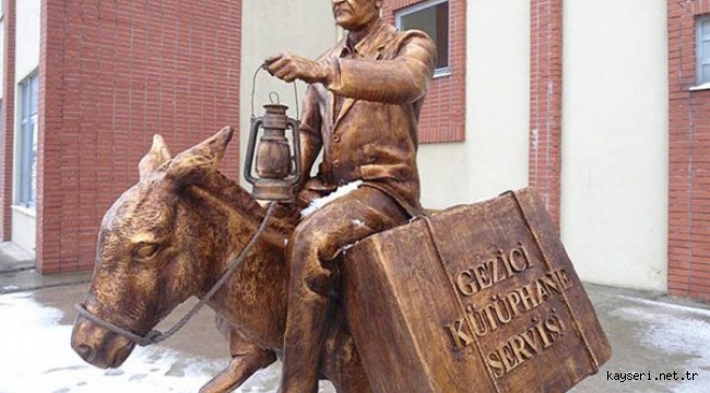 Eşekli Kütüphaneci