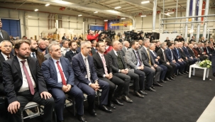 Erciyes Teknopark'ta Kuluçka Merkezi Bakan Varank'ın katılımı ile toplu açılış töreni yapıldı.