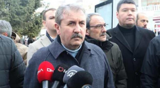 BBP Başkanı Destici depremzede aileleri ile görüştü