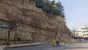 Kahramanmaraş'ın simgesi olan kale depremde hasar gördü