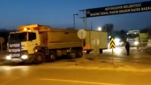 Kayseri Büyükşehir'den deprem bölgesine takviye