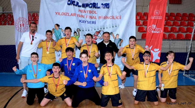 Okul Sporları Yıldızlar Hentbol Yarıfinal Müsabakaları Kayseri'de Sona Erdi