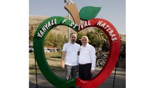ELMALAR YAHYALI'DAN