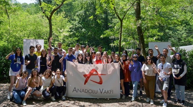 Anadolu Vakfı, Burs Programı ile gençlere destek vermeye devam ediyor