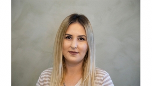 GÜZELLİK SENİN ELİNDE