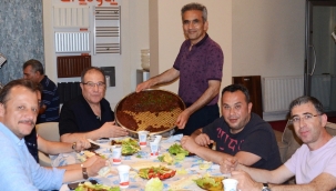ERCİYES KARDELENLERİ, ÇİĞKÖFTE GELENEĞİNİ SÜRDÜRDÜ