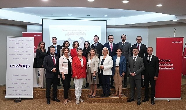 Akbank Dönüşüm Akademisi'nden KOBİ'lerin Dijital ve Yeşil Dönüşüm Süreçlerine Destek