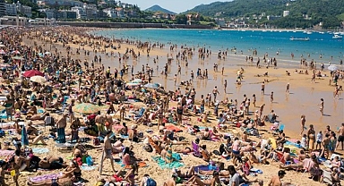 ATOR: Türkiye'ye Rus turist akışı bir yılda yüzde 6,3 arttı