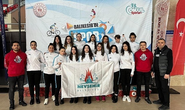 Kadınlar Sutopu 1. Lig Müsabakaları Balıkesir'de Başladı