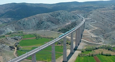 Türkiye'nin bölgesel demir yolu projesine 2,4 milyar euroluk yeşil finansman