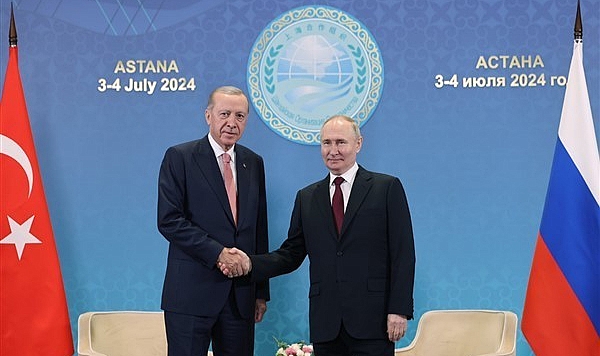 RIA: Türkiye, Rusya, ABD ve Ukrayna liderlerinin Türkiye'de bir araya gelmesini bekliyor