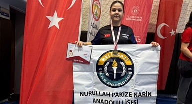 Nurullah-Pakize Narin Anadolu Lisesi’ne Türkiye İkinciliği Gururu