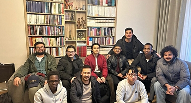 KAYSERİ’DE RAMAZAN SOFRALARI DÜNYAYI AĞIRLADI: 1700 ÖĞRENCİ AYNI GÖNÜLDE BULUŞTU