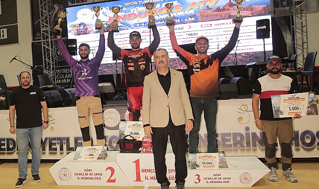 Ağrı'nın Zorlu Coğrafyasında İlk Enduro Heyecanı Yaşandı