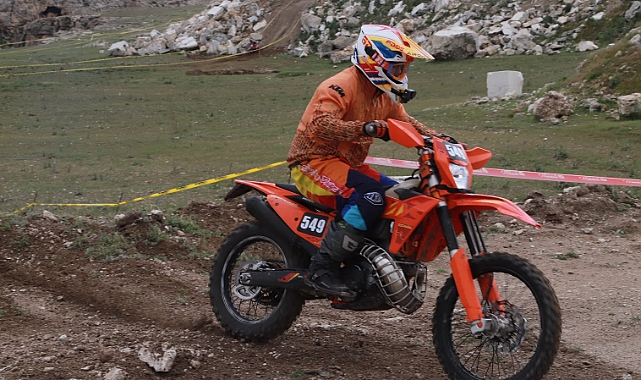 Ağrı'nın Zorlu Coğrafyasında İlk Enduro Heyecanı Yaşandı